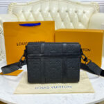 Louis Vuitton Trunk Messenger M57726 Black